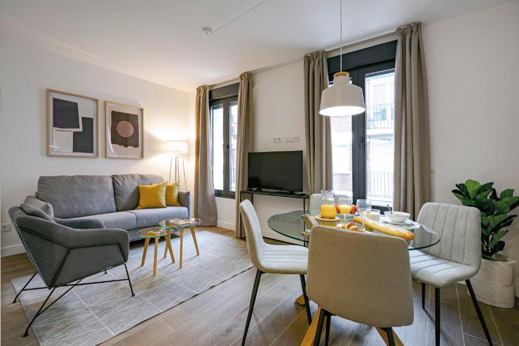 Feelathome Castilla Apartments