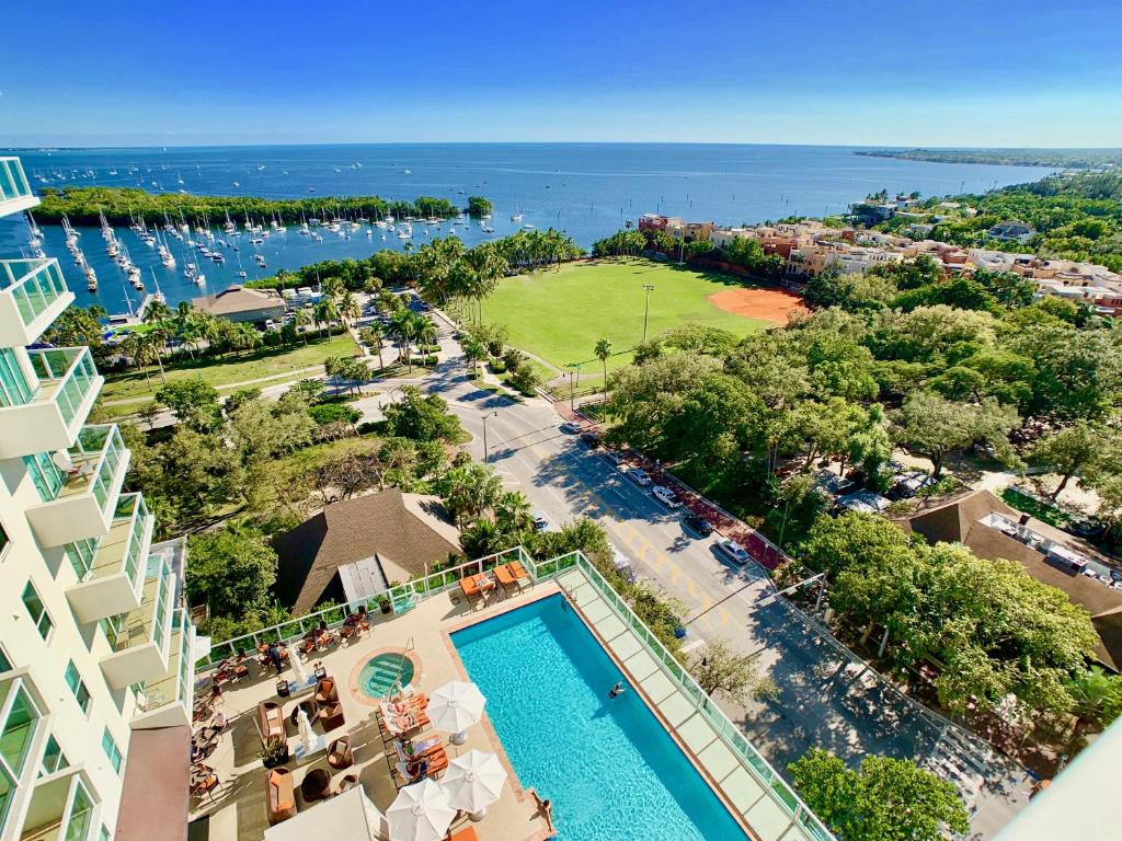 Spectacular Views in Bayfront Coconut Grove